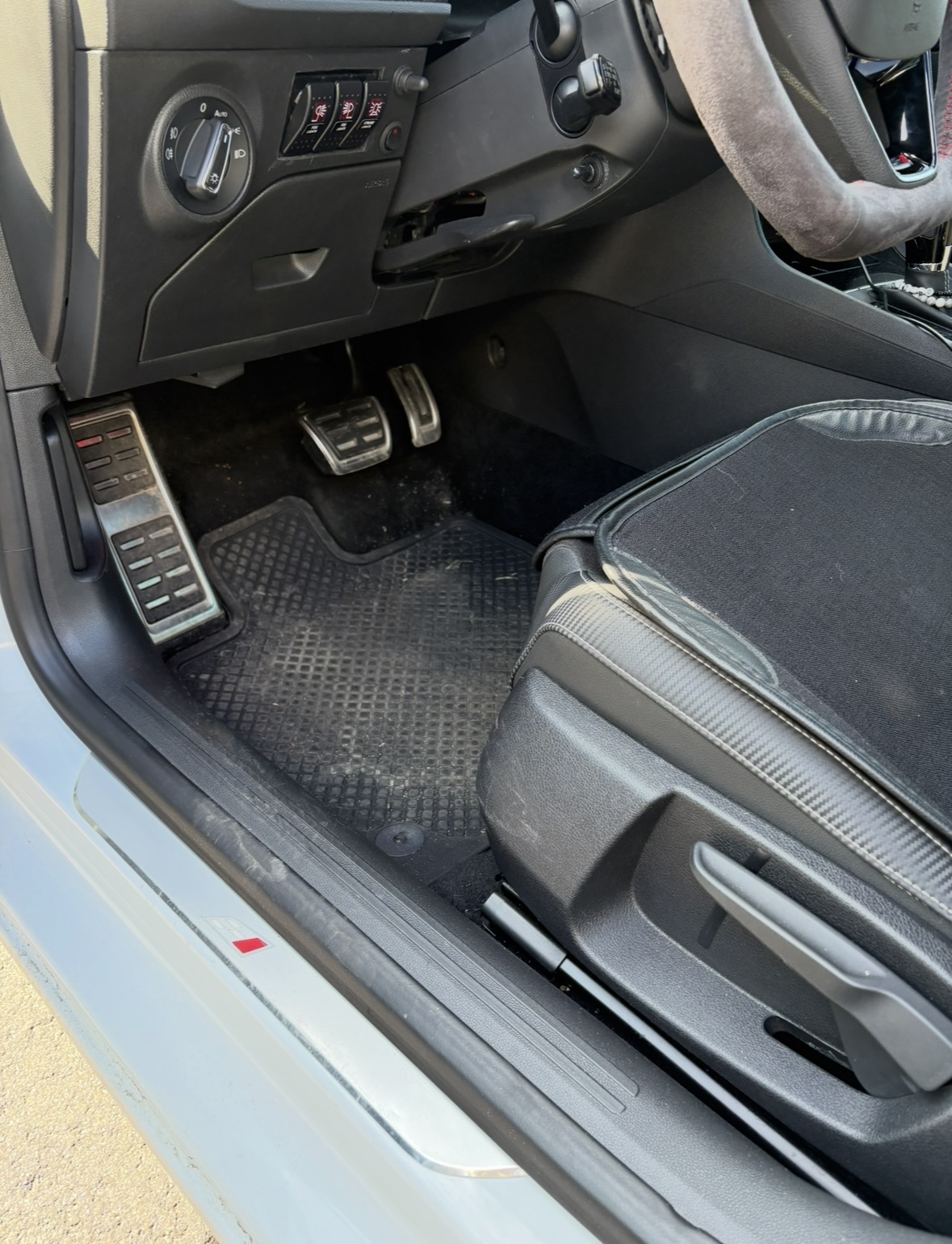 Seat Leon Cupra – före invändig rekond